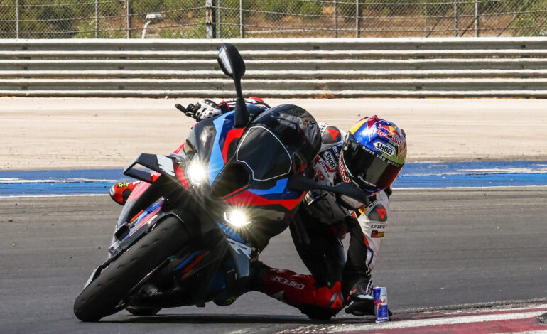 Red Bull sporcusu Toprak Razgatlıoğlu üçüncü kez Dünya Superbike şampiyonu oldu