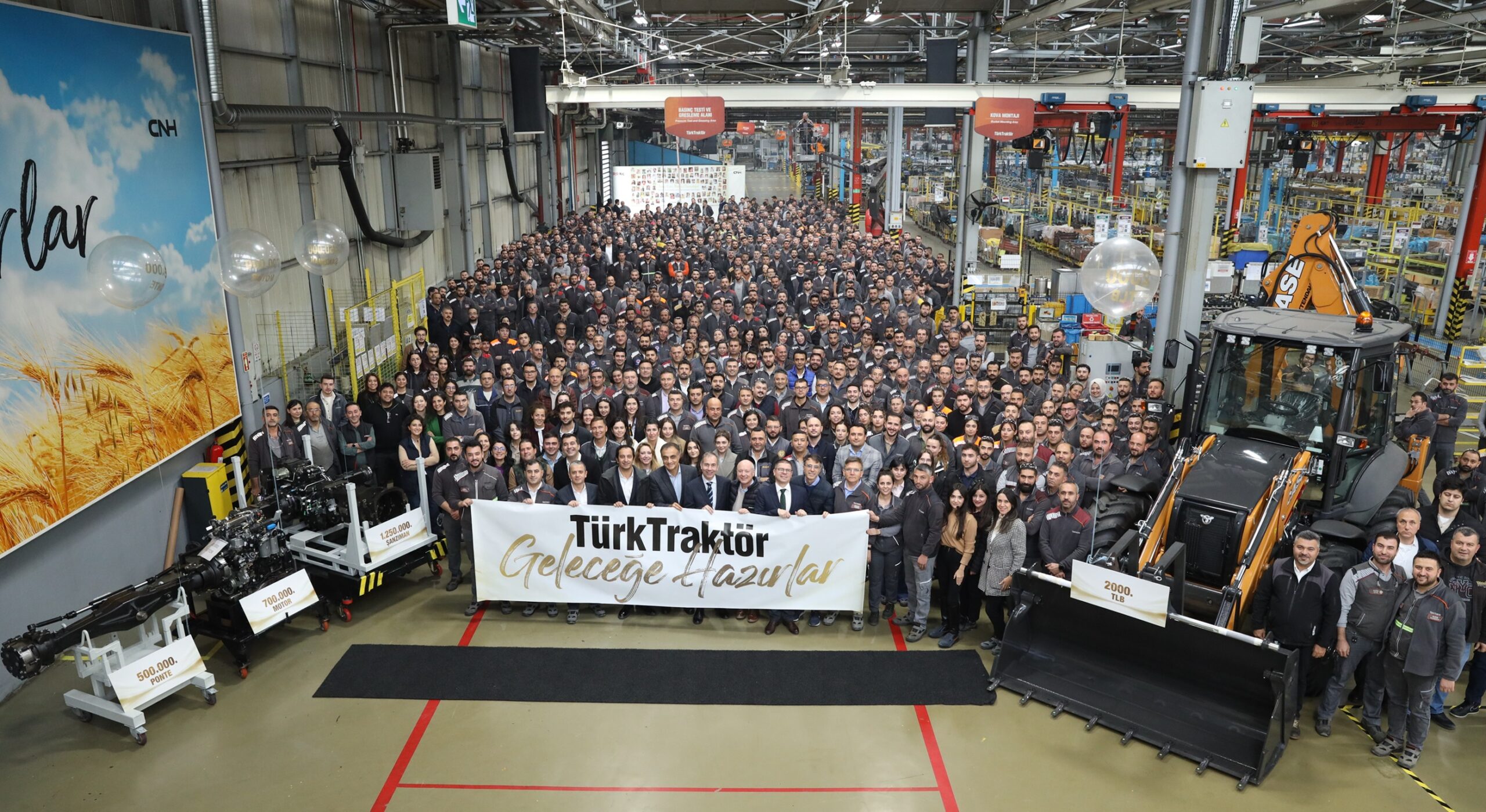 TürkTraktör üretimde yeni kilometre taşlarını geride bıraktı