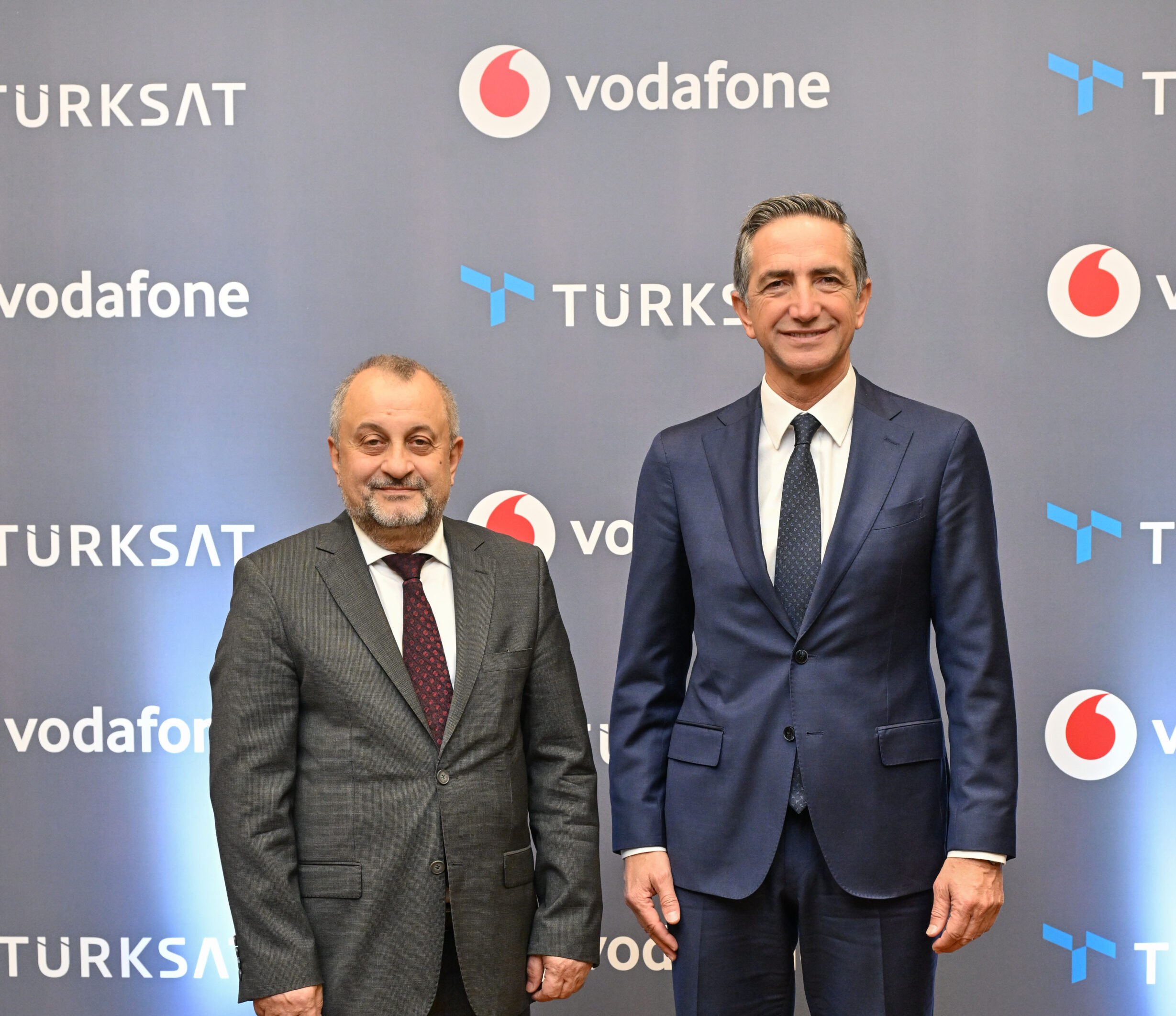 Türksat ve Vodafone’dan fiber altyapıda stratejik iş birliği