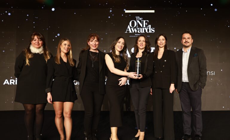 Casper The One Awards’ta bilgisayar kategorisinde “Yılın İtibarlı Markası” seçildi