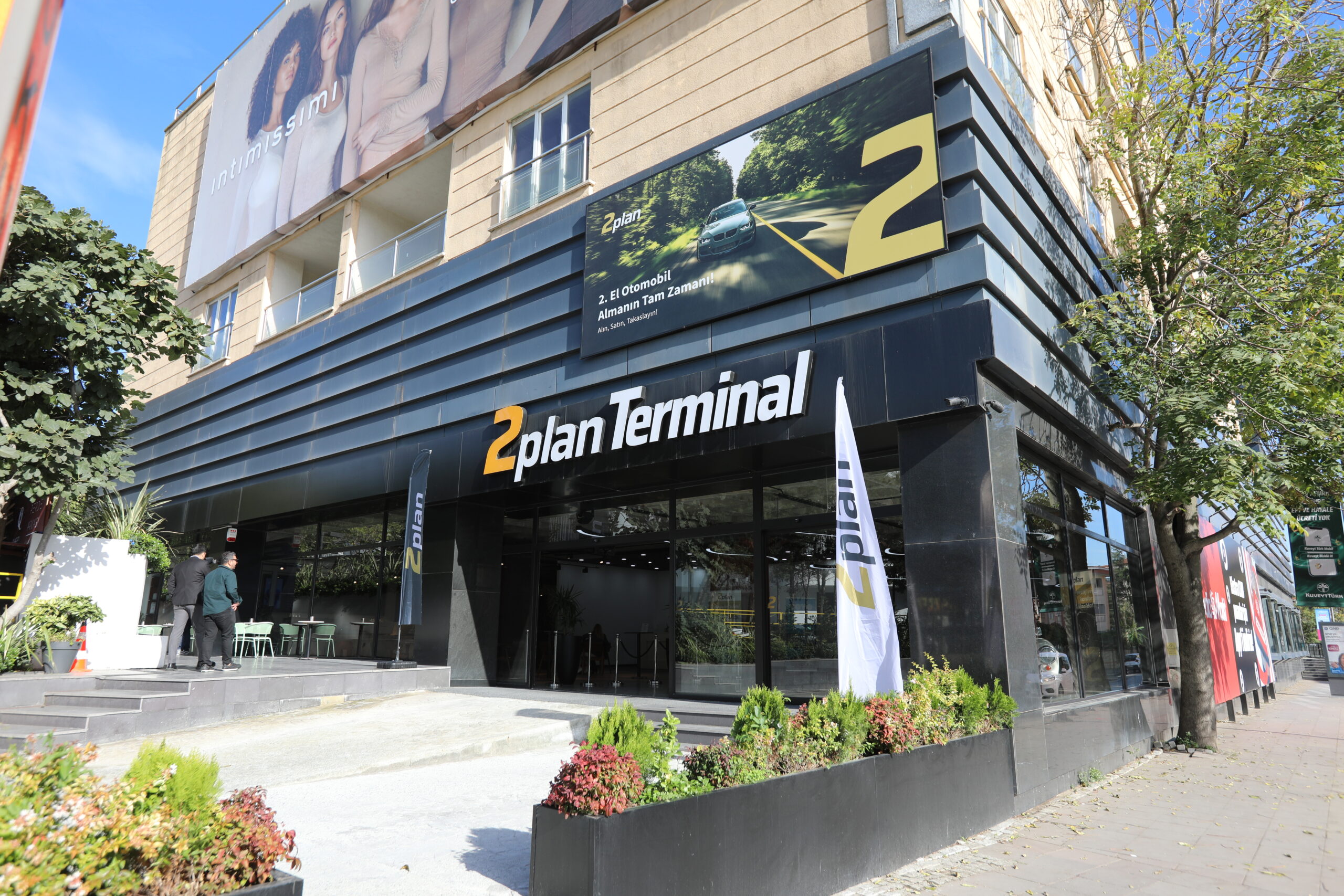 İkinci el araç pazarı 5 ayda 3,5 milyona ulaştı